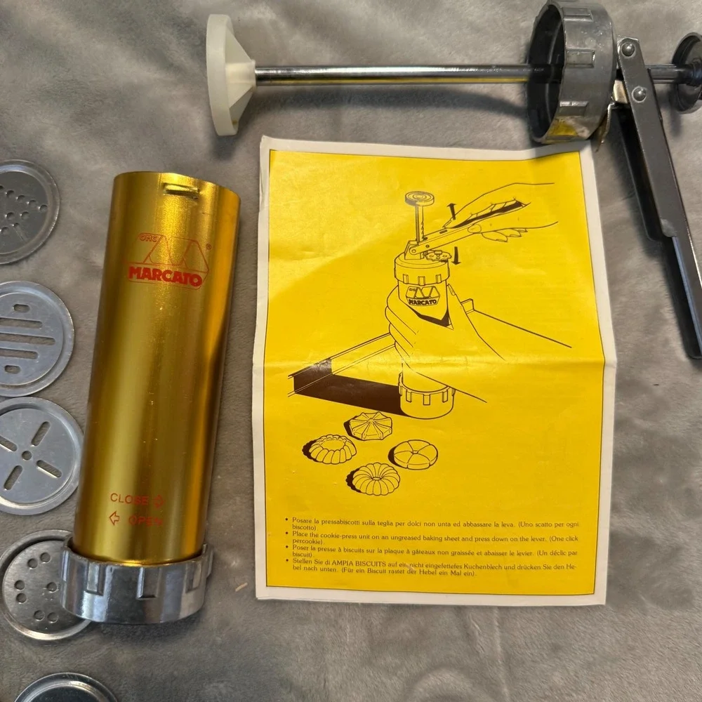Vintage Marcato Atlas Biscuits Cookie Press Set 20 Discs Made‎ in Italy